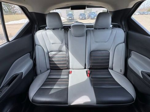 Used 2023 Nissan Kicks SR w/ SR Premium Package FWD image 15