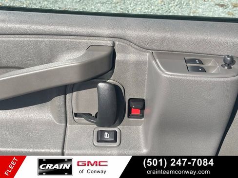 New 2025 GMC Savana 2500 w/ Driver Convenience Package image 19