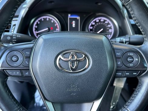 Used 2023 Toyota Camry SE FWD image 22
