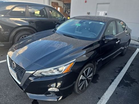 Used 2019 Nissan Altima 2.5 SL FWD image 1