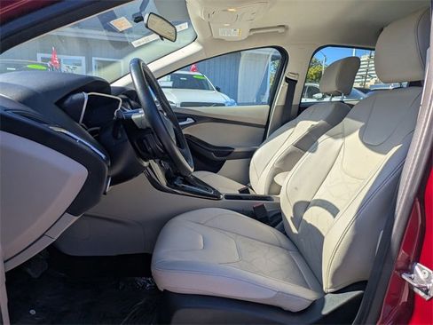 Used 2017 Ford Focus Electric Hatchback image 15