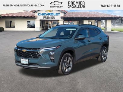 Used 2025 Chevrolet Trax LT