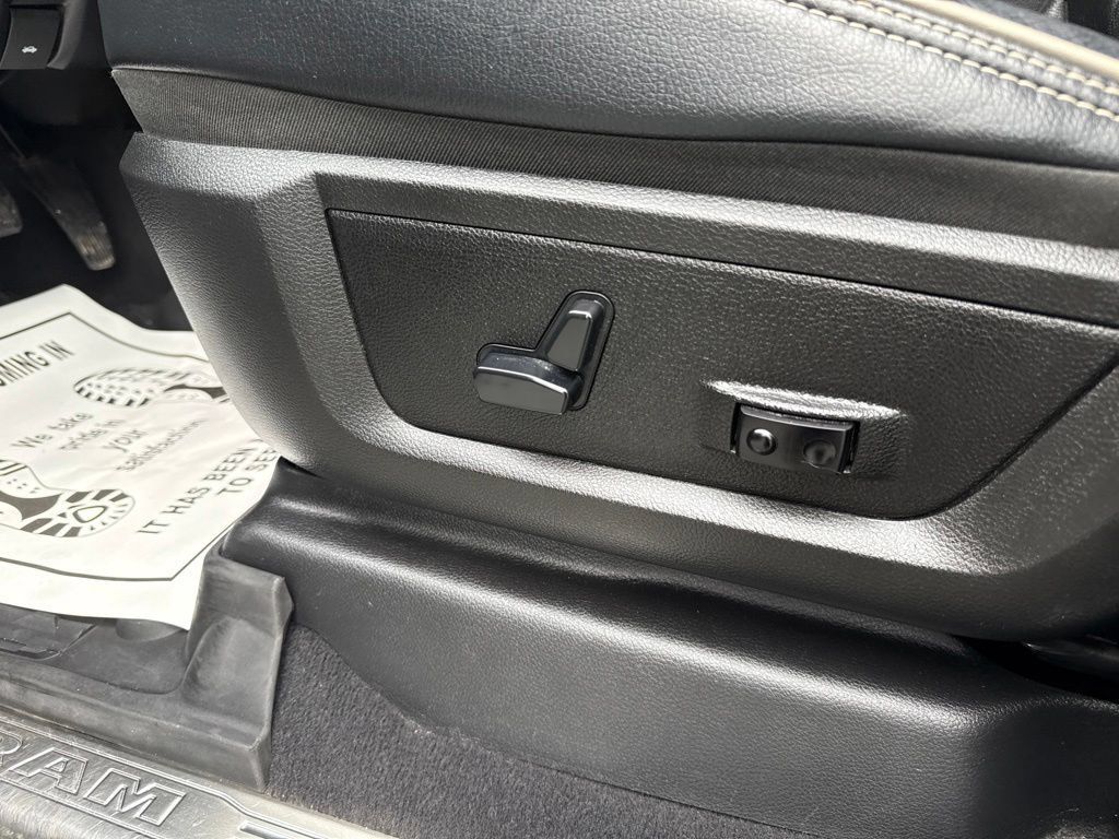 Used 2020 RAM 3500 Laramie AWD/4WD image 30