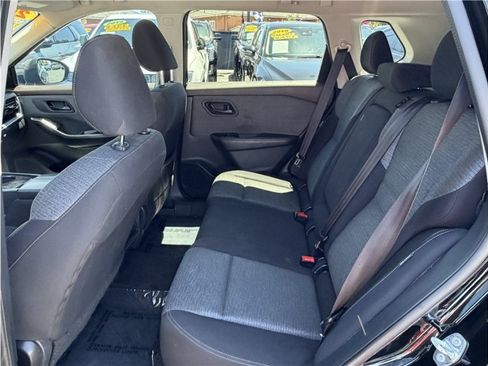 Used 2021 Nissan Rogue S FWD image 18
