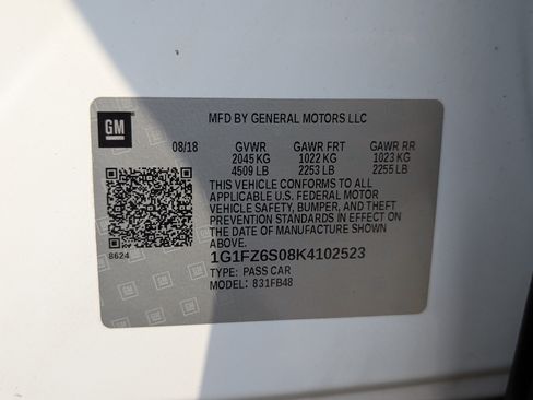 Used 2019 Chevrolet Bolt Premier w/ Infotainment Package FWD image 37