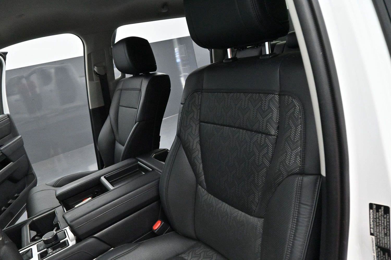 Used 2023 Toyota Tundra Limited AWD/4WD image 15