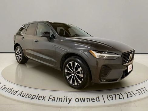 Used 2025 Volvo XC60 B5 Core AWD/4WD image 7