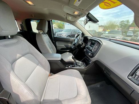 Used 2016 Chevrolet Colorado W/T RWD image 9