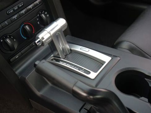 Used 2006 Ford Mustang GT Premium image 68