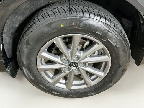 Used 2025 MAZDA CX-5 AWD 2.5 S w/ Preferred Package image 11