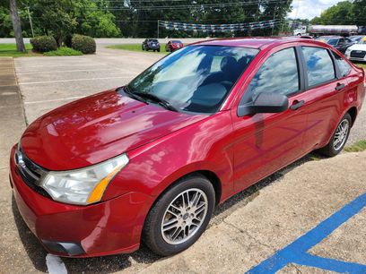 Used 2010 Ford Focus SE
