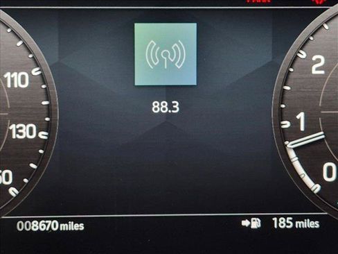 Used 2024 Land Rover Defender 110 Carpathian Edition AWD/4WD image 9
