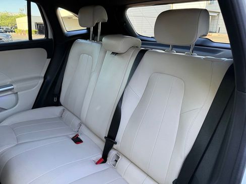 Certified 2025 Mercedes-Benz GLA 250 image 22