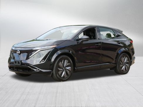 Certified 2023 Nissan Ariya AWD image 3