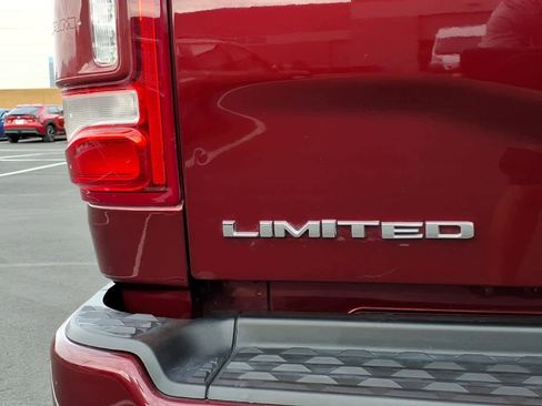 Used 2019 RAM 2500 Limited image 16