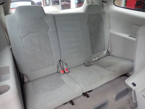 Used 2017 Buick Enclave Convenience FWD image 27