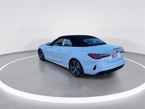 Used 2024 BMW 430i Convertible w/ Premium Package image 5