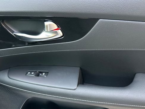 Used 2023 Kia Forte GT-Line image 18