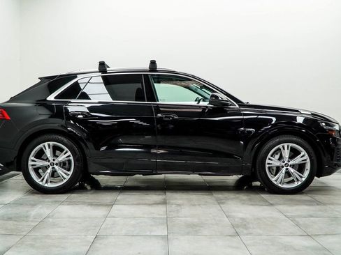 Used 2023 Audi Q8 Prestige image 10