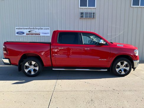 Used 2019 RAM 1500 Laramie AWD/4WD image 1