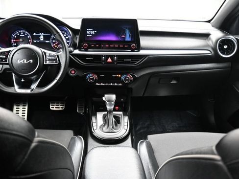 Used 2023 Kia Forte GT-Line w/ GT-Line Premium Package FWD image 19
