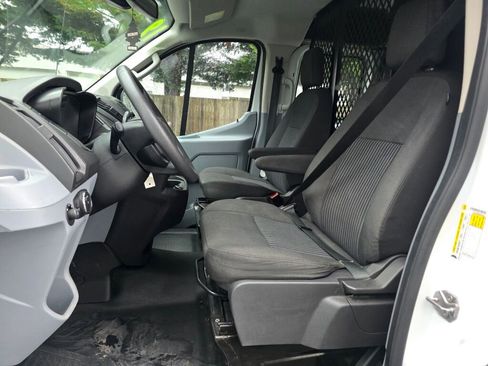 Used 2019 Ford Transit 250 130 Low Roof w/ Exterior Upgrade Package image 26