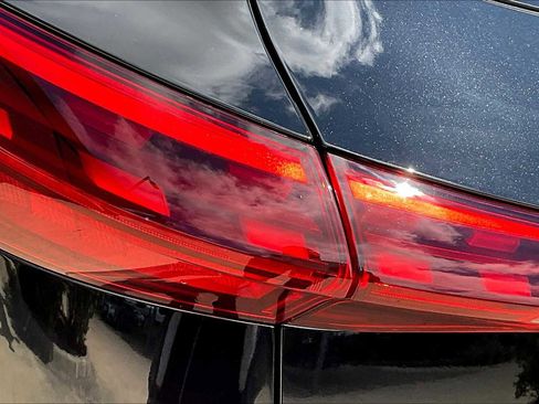 New 2025 Audi Q5 Premium Plus image 14