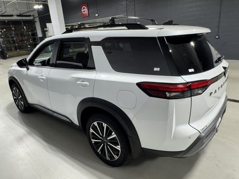 New 2026 Nissan Pathfinder Platinum AWD/4WD image 27