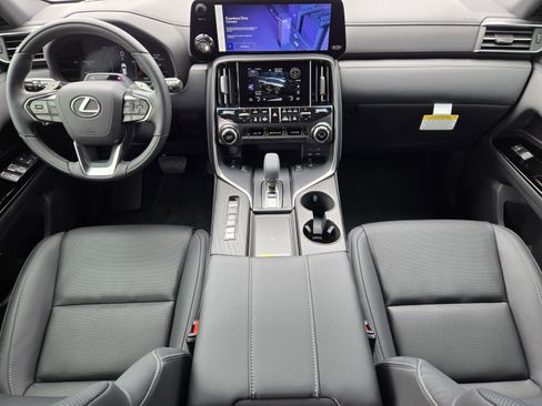 New 2026 Lexus LX 700h Luxury AWD/4WD image 17