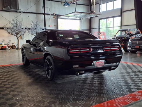 Used 2021 Dodge Challenger SXT w/ Blacktop Package RWD image 4