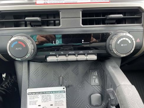 Used 2025 Toyota Tacoma TRD Sport RWD image 25
