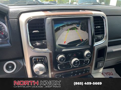 Used 2017 RAM 1500 Laramie AWD/4WD image 10