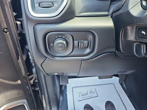 Used 2020 RAM 2500 Laramie w/ Night Edition AWD/4WD image 35