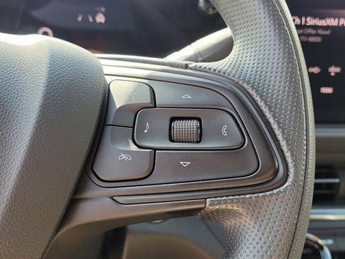 Used 2024 Buick Envista Preferred w/ Convenience II Package FWD image 22