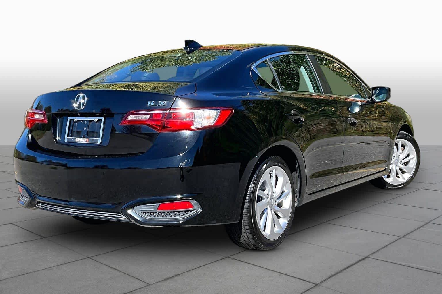 Used 2016 Acura ILX FWD image 13