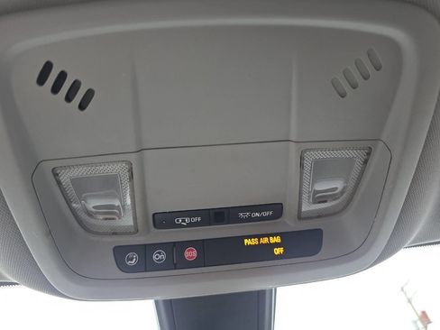 Used 2017 Chevrolet Malibu LS w/ LPO, Convenience Package 2 image 17