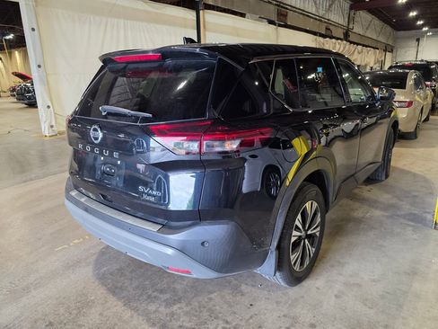 Used 2021 Nissan Rogue SV AWD/4WD image 2