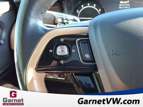 Used 2020 Lincoln Corsair Reserve w/ Equipment Group 201A image 23