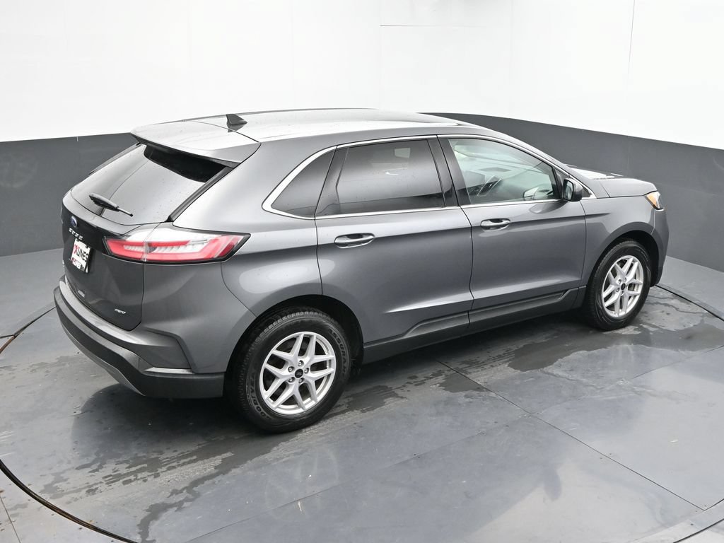 Used 2024 Ford Edge SEL AWD/4WD image 13