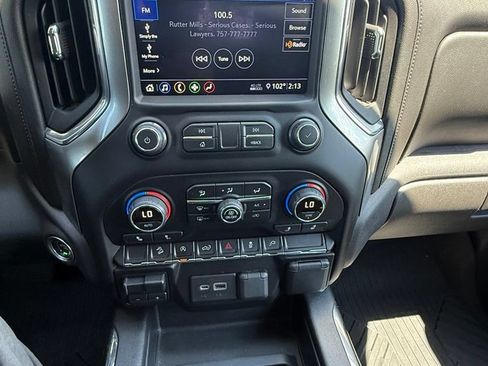 Used 2020 Chevrolet Silverado 1500 RST AWD/4WD image 23