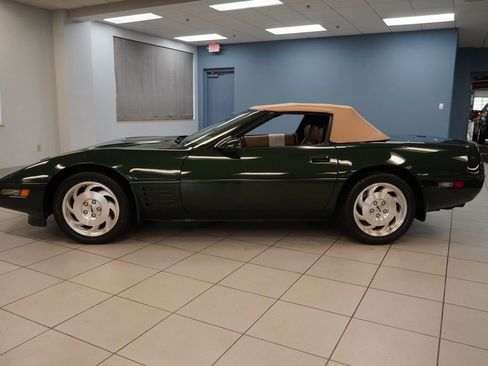 Used 1993 Chevrolet Corvette Convertible RWD image 27