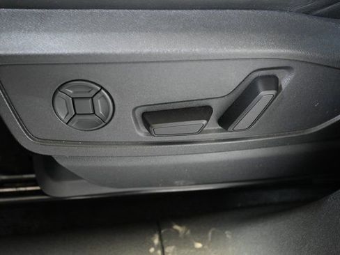 Used 2025 Audi Q5 Premium Plus w/ Premium Plus AWD/4WD image 26