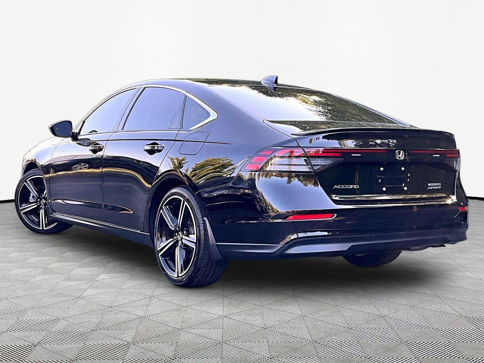 Certified 2024 Honda Accord Sport image 4