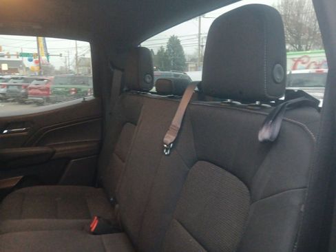 Used 2023 Chevrolet Colorado LT image 21