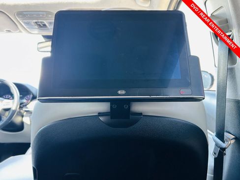 Used 2022 Kia Telluride SX w/ SX Prestige Package image 41