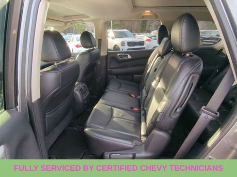Used 2019 Nissan Pathfinder Platinum w/ Cargo Package image 36