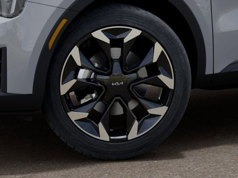 New 2026 Kia Sorento EX FWD image 9
