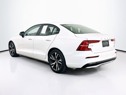 Used 2025 Volvo S60 B5 Core image 5