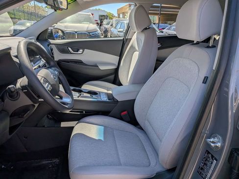 Certified 2023 Hyundai Kona SE image 16