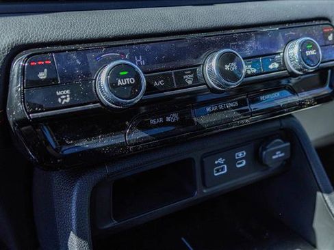 New 2025 Honda Pilot TrailSport image 20